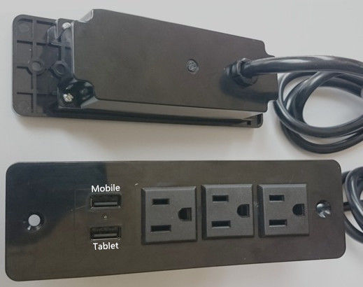 5V 2.4A و 1 A 3 الطريق سطح المكتب السلطة مع شحن USB للكمبيوتر اللوحي / قوة البنك