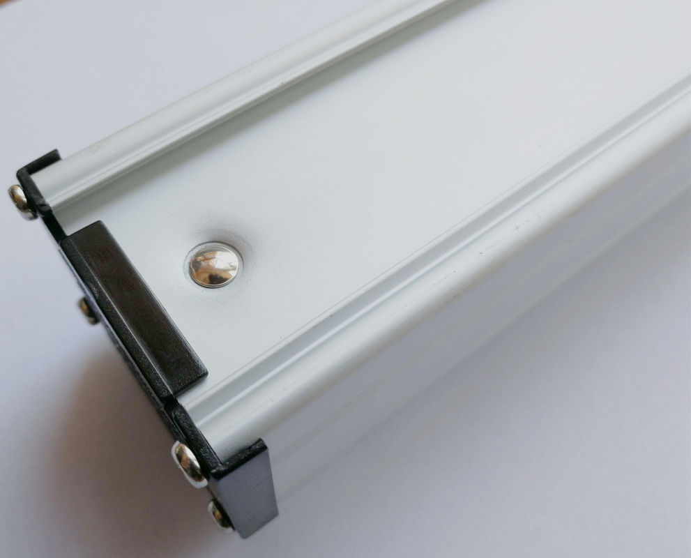 SFC-IEC-A1B سلسلة 5 إلى 14 "15Amp معدن صلب قطاع الطاقة مع 7Outlets